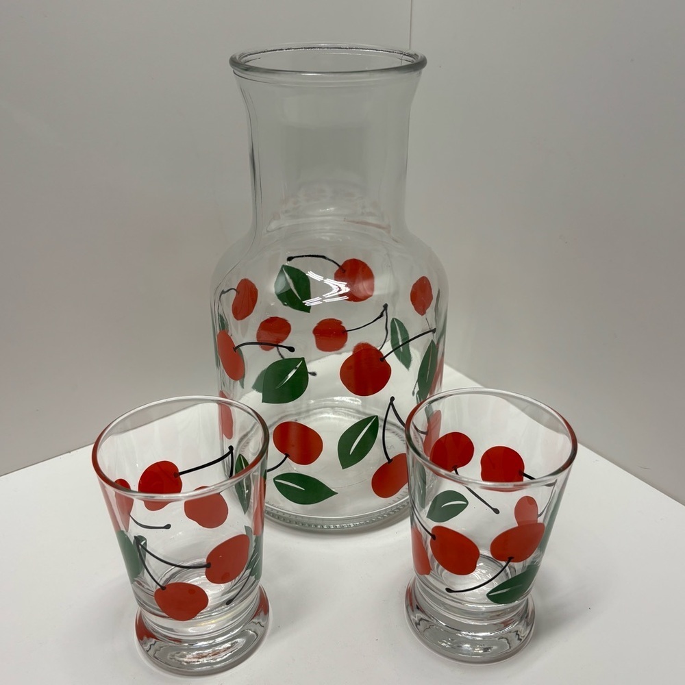 Vintage 60s 3 piece Libbey Cherries set: includes pitcher and two tumblers